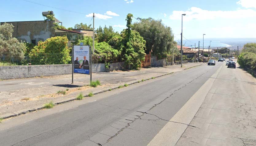 Stendardo Pubblicitario Via Duca degli Abruzzi direzione Catania- San Giovanni la Punta